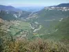 Route du col de la Bataille - Parc Naturel Régional du Vercors : panorama sur les montagnes du massif du Vercors