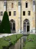 Royaumont abbey - Building of the Monks (Bâtiment des Pères), canal and wild geese by the water