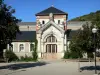 Saint-Antonin-Noble-Val - Municipal hall (former spa) and Place des Moines square