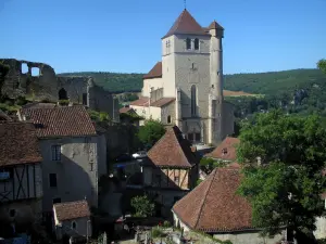 Saint-Cirq-Lapopie - Igreja, ruínas do castelo e casas da aldeia, no vale do Lot, em Quercy