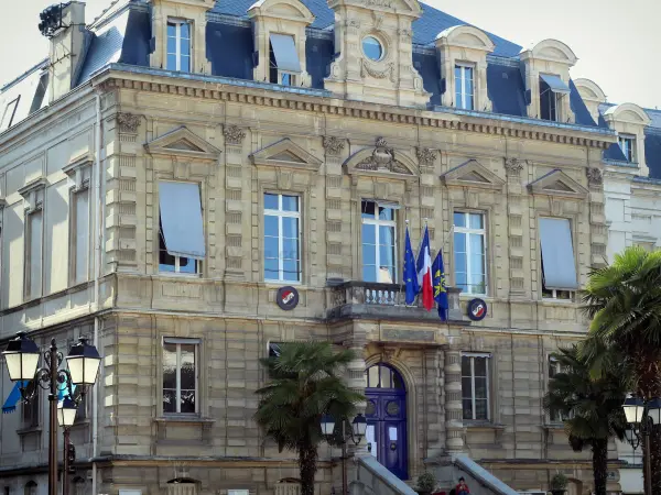 Saint-Cloud - Hôtel de Ville de Saint-Cloud