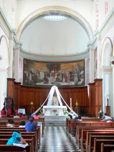 Saint-Denis - Dentro de Saint-Denis coro de la catedral