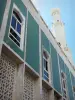 Saint-Denis - Moskee van Noor-e-Islam en de minaret