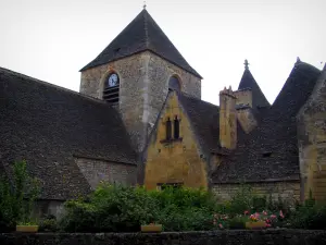 Saint-Genies - Igreja e castelo