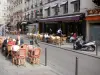 Saint Germain des Pres - Terraços de café na rue de Buci