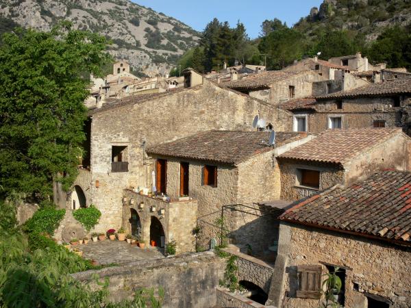 Hotel St Guilhem Le Desert Hotel St Guilhem Le Desert