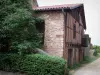 Saint-Haon-le-Châtel - Hout-framed huis