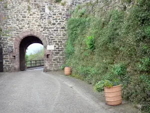 Saint-Jean-Pied-de-Port - Porte Saint-Jacques gate