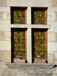 Saint-Macaire - Fenêtre à meneaux