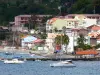 Saint-Pierre - Façades de la ville au bord de la mer des Caraïbes