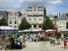 Saint-Quentin - Place de l'Hotel de Ville è stato trasformato nella gamma