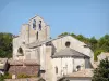 Saint-Restitut - Romanische Kirche Saint-Restitut und Häuserdächer des hochgelegenen Dorfes