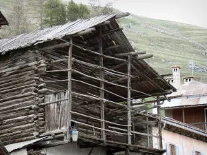Saint-Veran - Casa tradicional com fuste