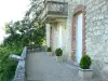 Sainte-Croix-du-Mont - Castle Terrace Tastes and its orientation table 