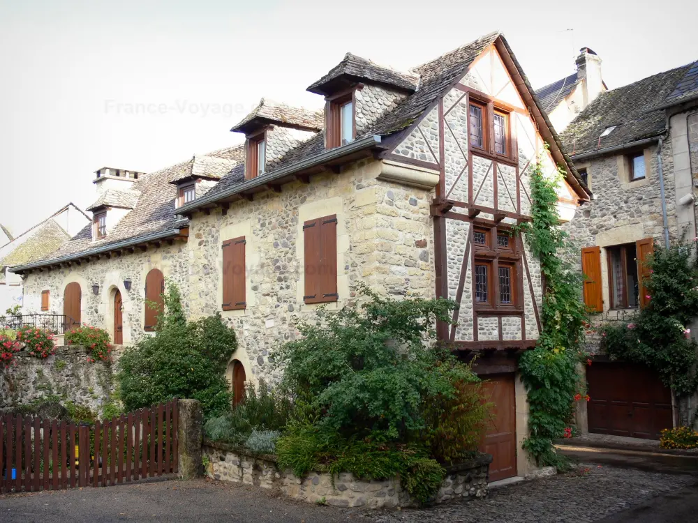 Photos SainteEulalied'Olt Guide Tourisme & Vacances