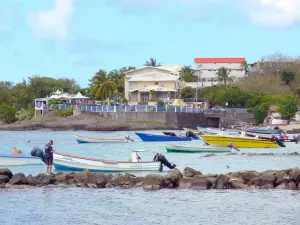 Sainte-Luce - Fishing boats and Sainte-Luce waterfront