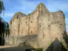 Sainte-Suzanne - Tour Farinière et donjon roman de la forteresse