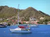Les Saintes - Anse du Curé bodem bezaaid met boten en huizen van Terre -de - Haut