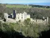 Saissac - Cathar castelo de Saissac em um cenário verde