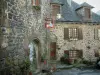 Salers - Stenen huizen van de middeleeuwse stad