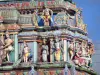 Santo André - Esculturas policromáticas do templo tâmil do Petit Bazaar