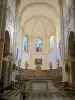 Saulieu - Interior de la basílica de Saint-Andoche: coro