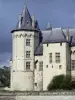 Saumur - Château des ducs d'Anjou abritant le musée d'Arts décoratifs et le musée du Cheval (Val de Loire)