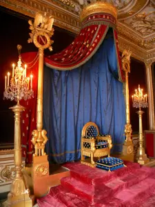 Schloß von Fontainebleau - Im Palast von Fontainebleau: grosse Wohnungen: Thronsaal (ehemaliges Zimmer des Königs)