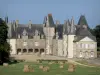 Schloss Rocher - Führer für Tourismus, Urlaub & Wochenende in der Mayenne