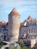 Semur-en-Auxois - 金鹰塔和中世纪城市的房屋