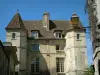 Senlis - Chancellerie mansion which boasts two towers