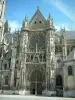 Senlis - Notre-Dame cathedral (Gothic architecture)