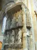 Sens - Binnen in de kathedraal Saint-Étienne: Salazar-altaarstuk