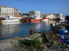 Sète - Los muelles, canales, barcos amarrados y casas