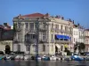 Sète - Casas, barcos amarrados en el muelle y el canal