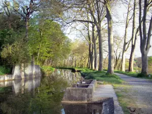 Seuil de Naurouze - Canal alimentador del Canal du Midi forrado