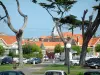 Soulac-sur-Mer - Eleonora van Aquitanië Esplanade met uitzicht op de stad Soulac-sur-Mer
