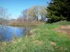 Sources de la Loire - L'une des sources de la Loire, au pied du mont Gerbier de Jonc, dans le Parc Naturel Régional des Monts d'Ardèche, sur la commune de Sainte-Eulalie, en montagne ardéchoise