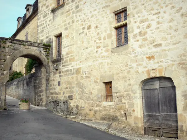 St. Robert - Guia de Turismo, férias & final de semana na Corrèze