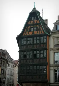 Strasbourg - Casa Kammerzell tallado de madera enmarcada