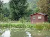Tal der Ouche - Hütte am Wasser
