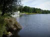 Tal der Vienne - Fluss (die Vienne), nautische Basis und Bäume