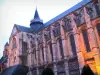 Teve - Igreja Colegiada de Notre-Dame-et-Saint-Laurent em estilo gótico