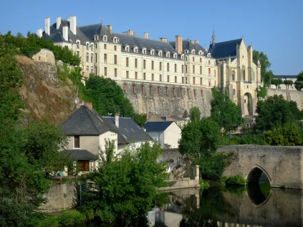 Thouars - Tourism, holidays & weekends guide in the Deux-Sèvres