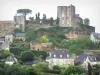 Turenne - Masmorra do castelo (torre do Tesouro) e casas de Turenne