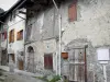 Val-des-Prés - Maisons du village ; dans la vallée de la Clarée