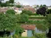 Vallei van de Sarthe - Middeleeuwse stad van Fresnay-sur-Sarthe aan de rivier de Sarthe