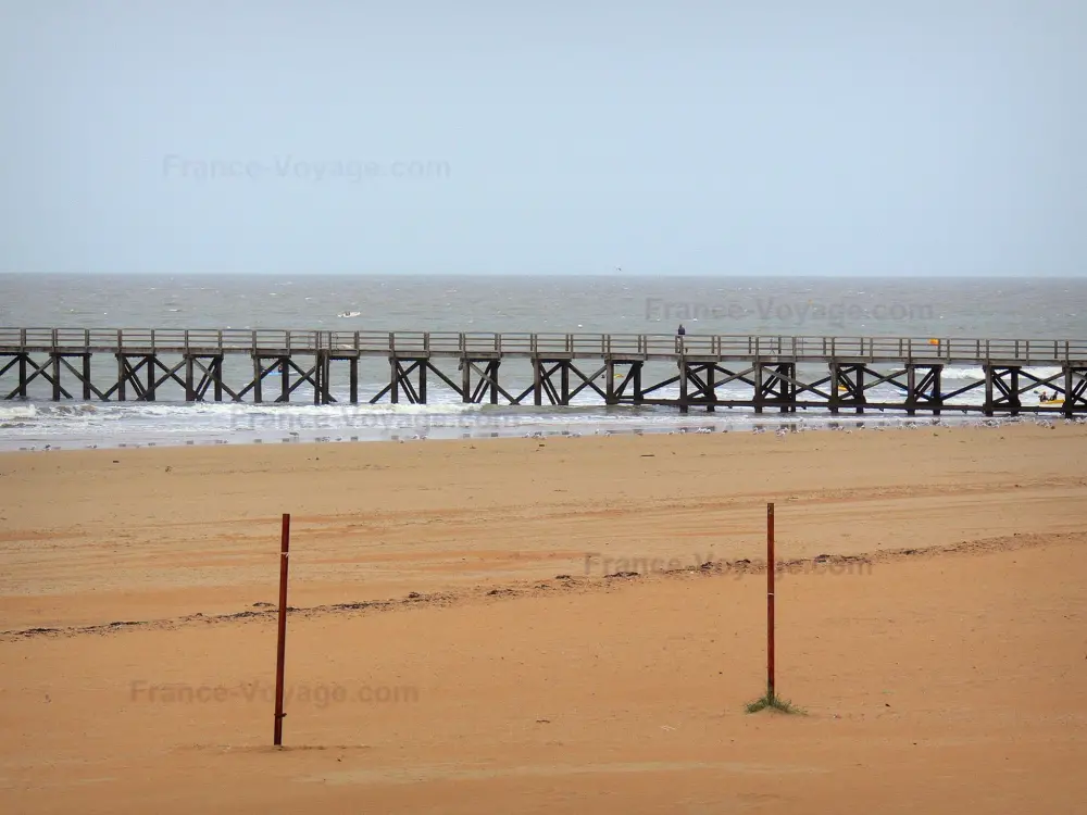 Guia da Vendeia - Saint-Jean-de-Monts - Estância balnear: praia de areia, cais e mar (Oceano Atlântico)