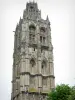 Verneuil-sur-Avre - Tour de la Madeleine (tour gothique de l'église de la Madeleine)
