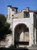 Vienne - Giardino archeologico di Cibele (giardino) arcate del portico del Foro (Gallo-Romani)